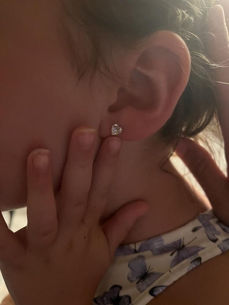 Medical Plastic 6mm Heart Earrings - Customer Photo From Elina K.