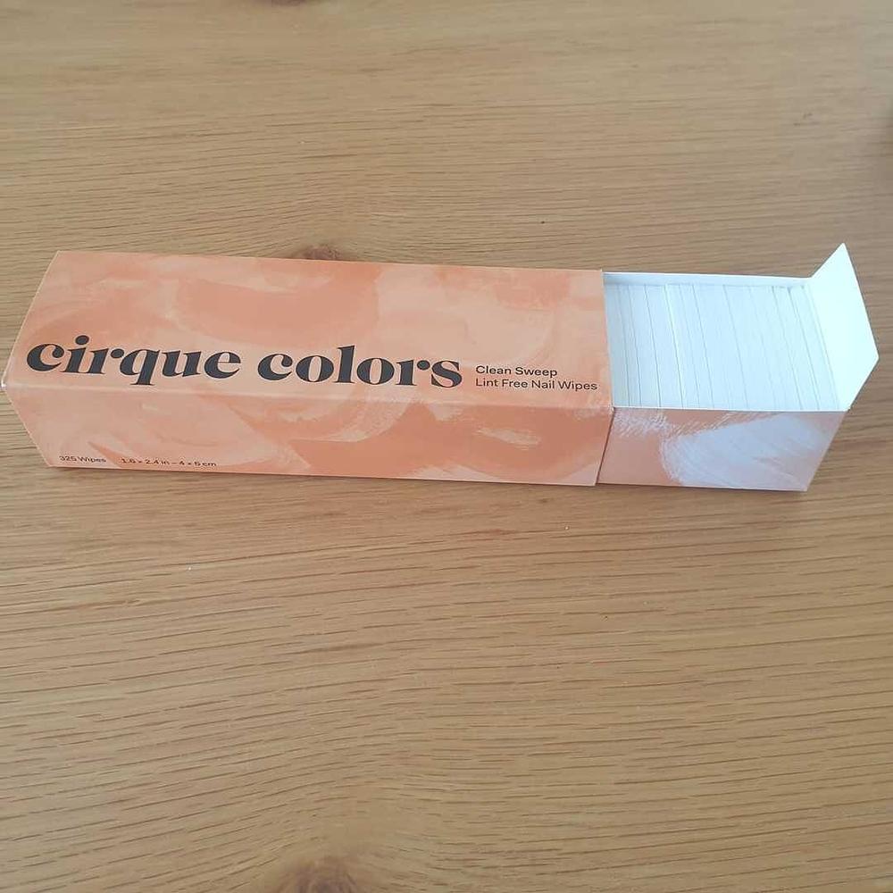 Clean Sweep Lint Free Wipes - Customer Photo From Orit T.