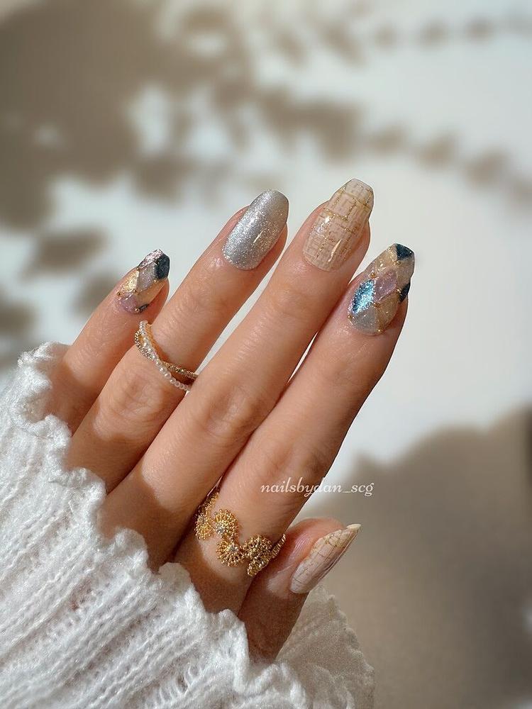 Golden Champagne Pearl Magnetic Nail Polish - Cirque Colors South