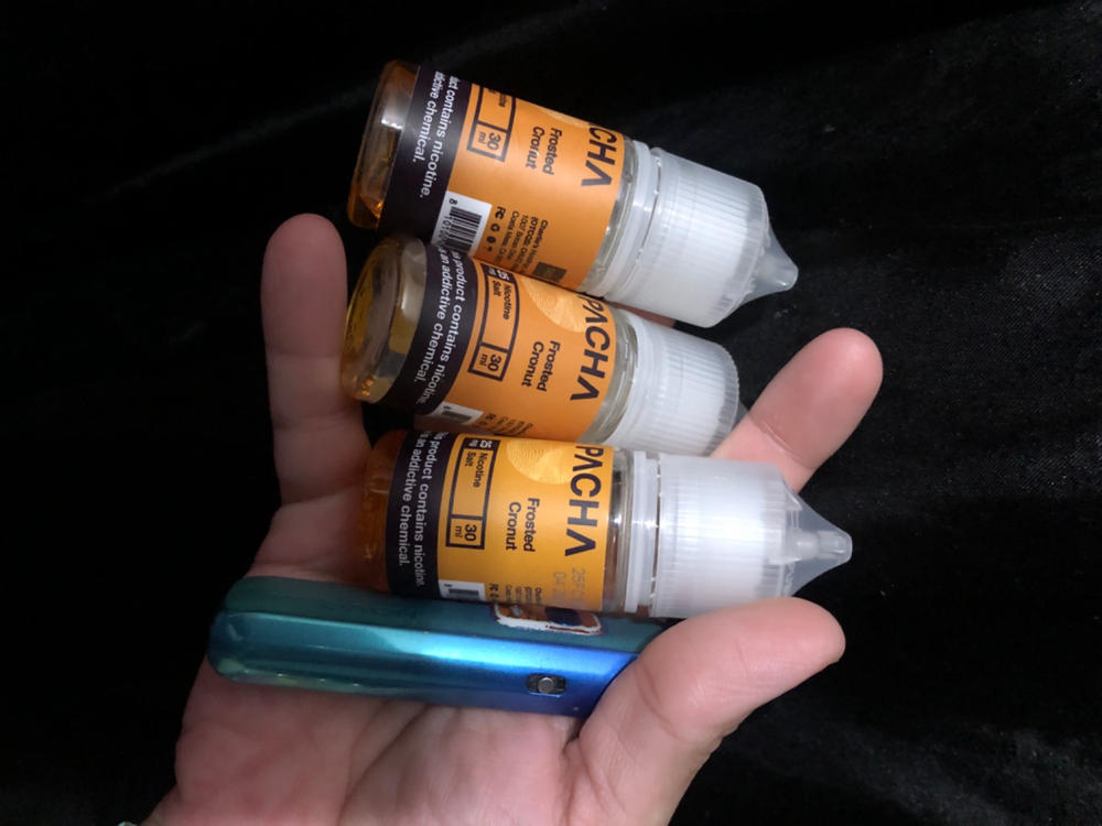 Frosted Cronut PACHA SALTS 30ml - 25 MG - Customer Photo From Kandis Hicks