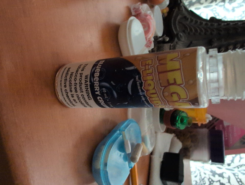 Blueberry Crumb MEGA E-LIQUIDS 2x60ml - 3 MG - Customer Photo From Anonymous
