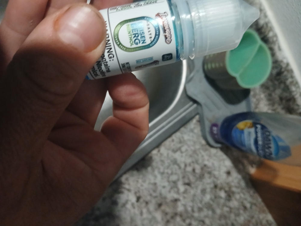 Heisenberg Menthol INNEVAPE SALTS 30ml - 24 MG - Customer Photo From David Adams