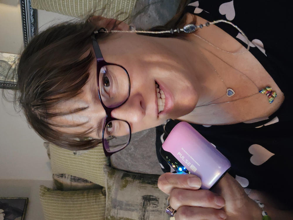 Geek Bar Pulse X Disposable Vape | 25K Puffs - White Peach Raspberry - Customer Photo From Randi Reynolds