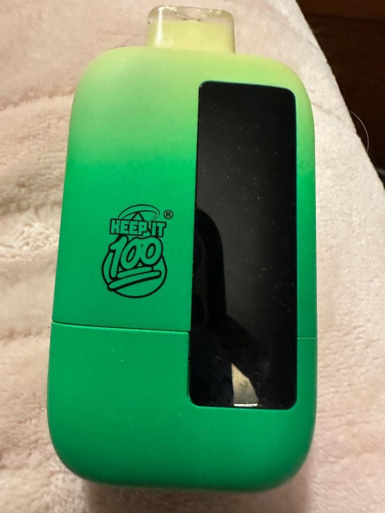 KEEP IT 100 Disposable Vape | 20K Puffs - Maui Blast 20 MG - Customer Photo From Jennifer Bennett