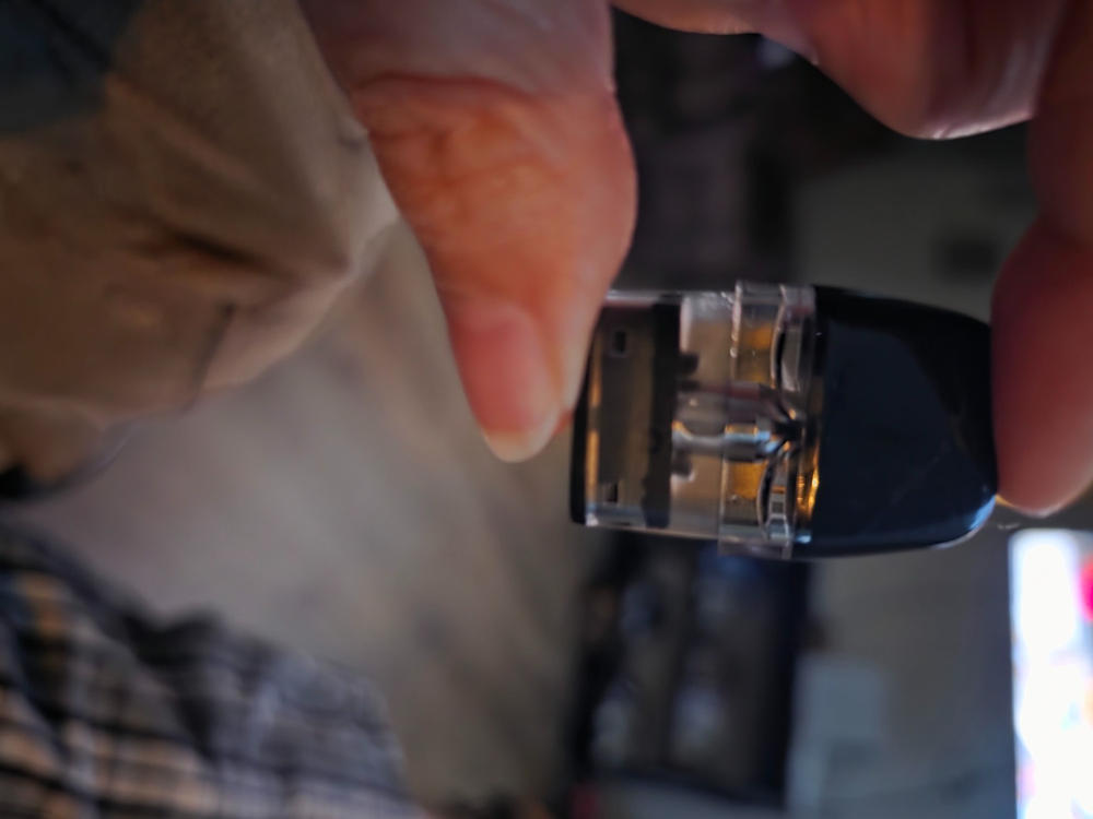 GeekVape Q Replacement Pods - 2mL - 0.6ohm - Customer Photo From Anna Sheeley
