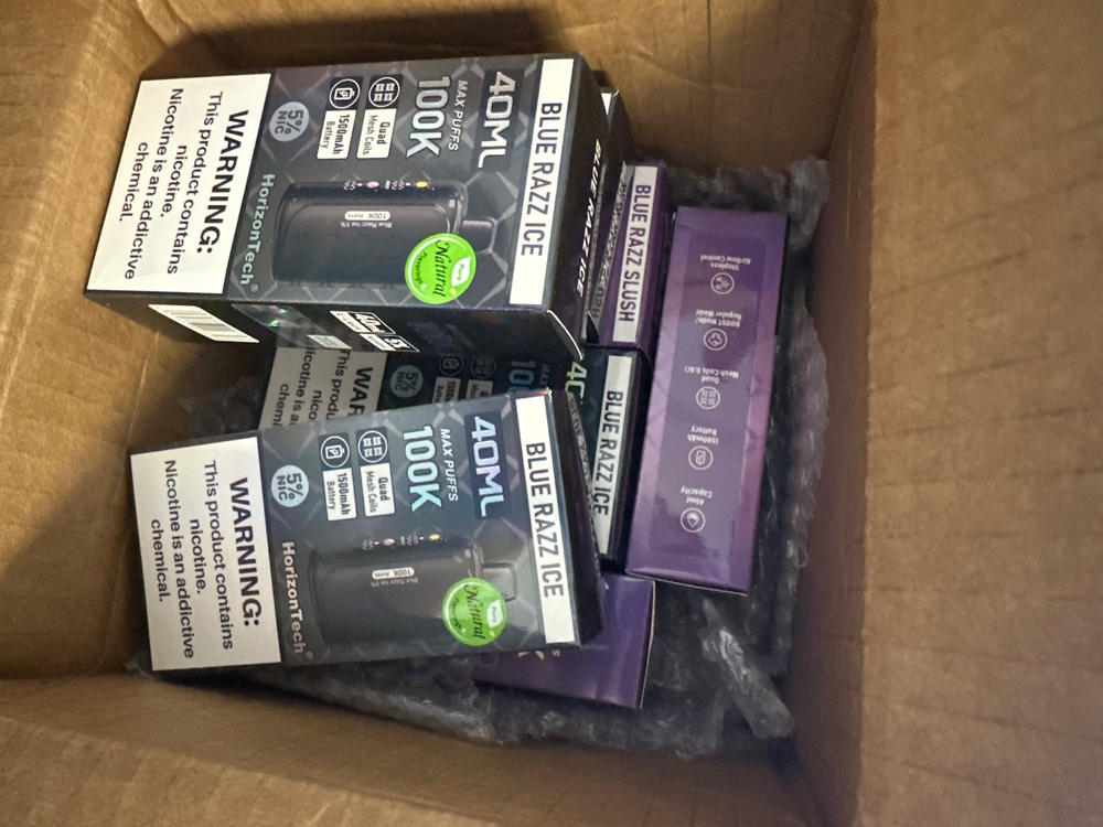 HorizonTech 100K Disposable | 100K Puffs - Blue Razz Ice - Customer Photo From Kayla Skeans