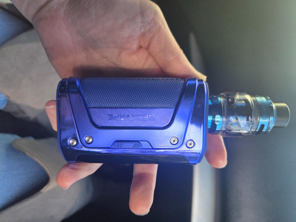 GeekVape Aegis Legend 5 200W Starter Kit - Twilight Blue - Customer Photo From Dana Halliburton