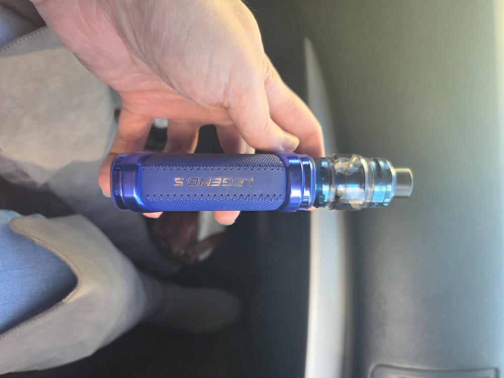 GeekVape Aegis Legend 5 200W Starter Kit - Twilight Blue - Customer Photo From Dana Halliburton