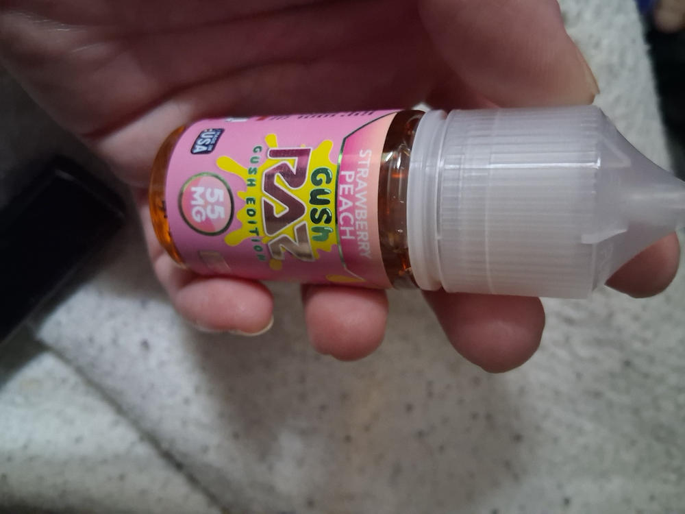 Strawberry Peach Gush Pod Juice x RAZ Salt 30ml - 55 MG - Customer Photo From Dori Silvey Reeves