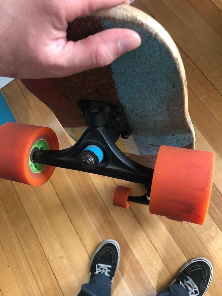 180mm Kodiak Trucks • Landyachtz