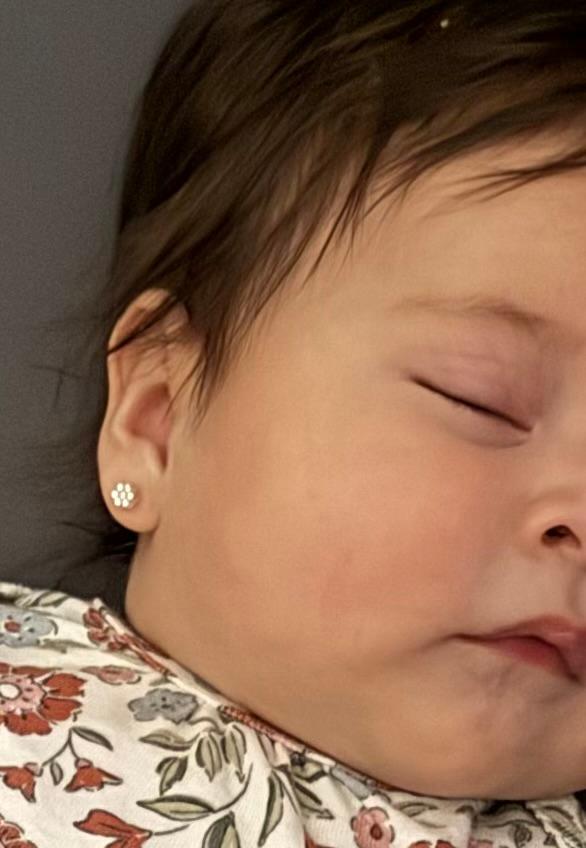 Blomdahl Piercing Aftercare cleansing swabs - Customer Photo From Aisley