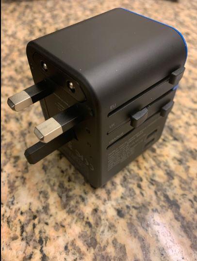 All-In-One International Travel Adapter Plug - 2 USB-C (PD & QC) - 3 USB Ports (UP-11KU) - Customer Photo From Fumika