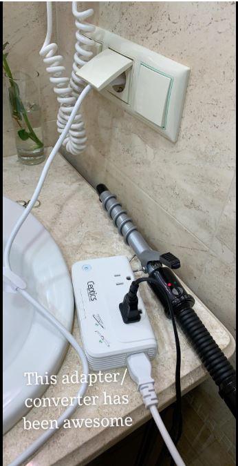 230W Travel Voltage Converter - 2 Outlets + 4 USB QC 3.0 - 220V to 110V (PU-200X) - Customer Photo From Nells
