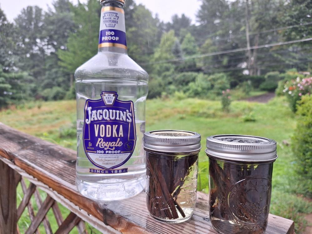 Gourmet Madagascar Vanilla Beans, Planifolia - Customer Photo From Denise M Devine