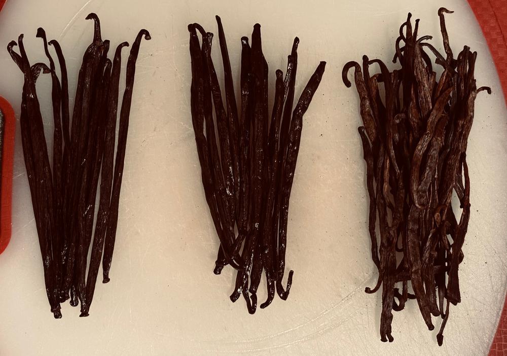 Extract Grade B Vanilla Beans, Papua New Guinea - Customer Photo From David