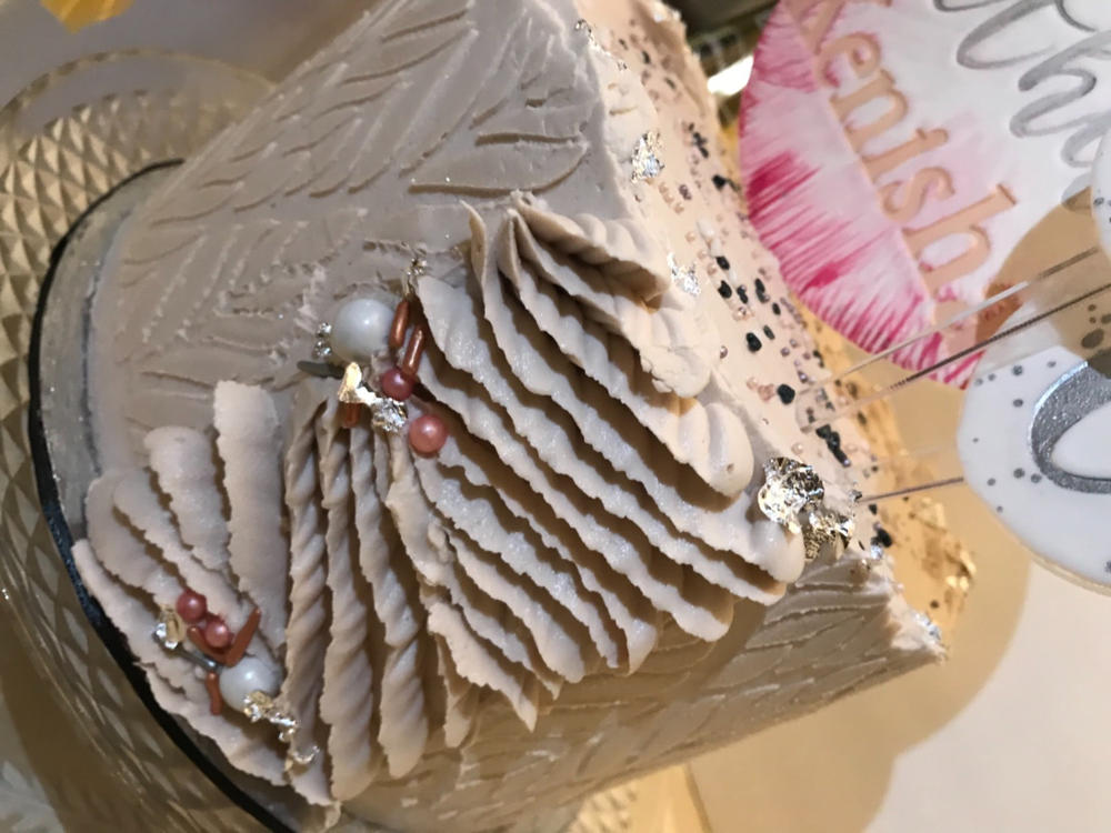 Edible Silver Leaf, Soft Press Transfer Sheets - Customer Photo From Teisha Seales