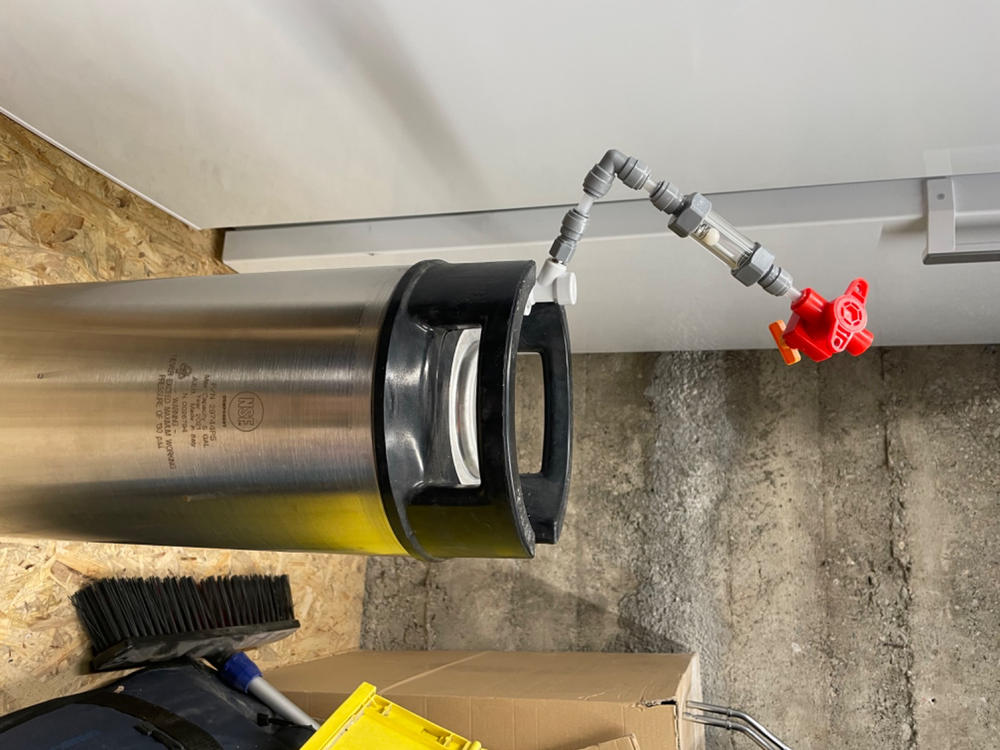 Flow Stopper Filler For Kegs and Growlers - Customer Photo From Martin S.