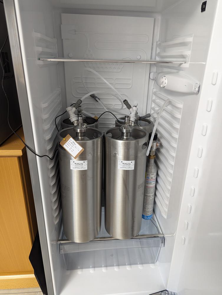 Complete 20L Mini Keg Package | 2 x 10L Kegs, Regulator Kit and Tap - Customer Photo From Christian A.