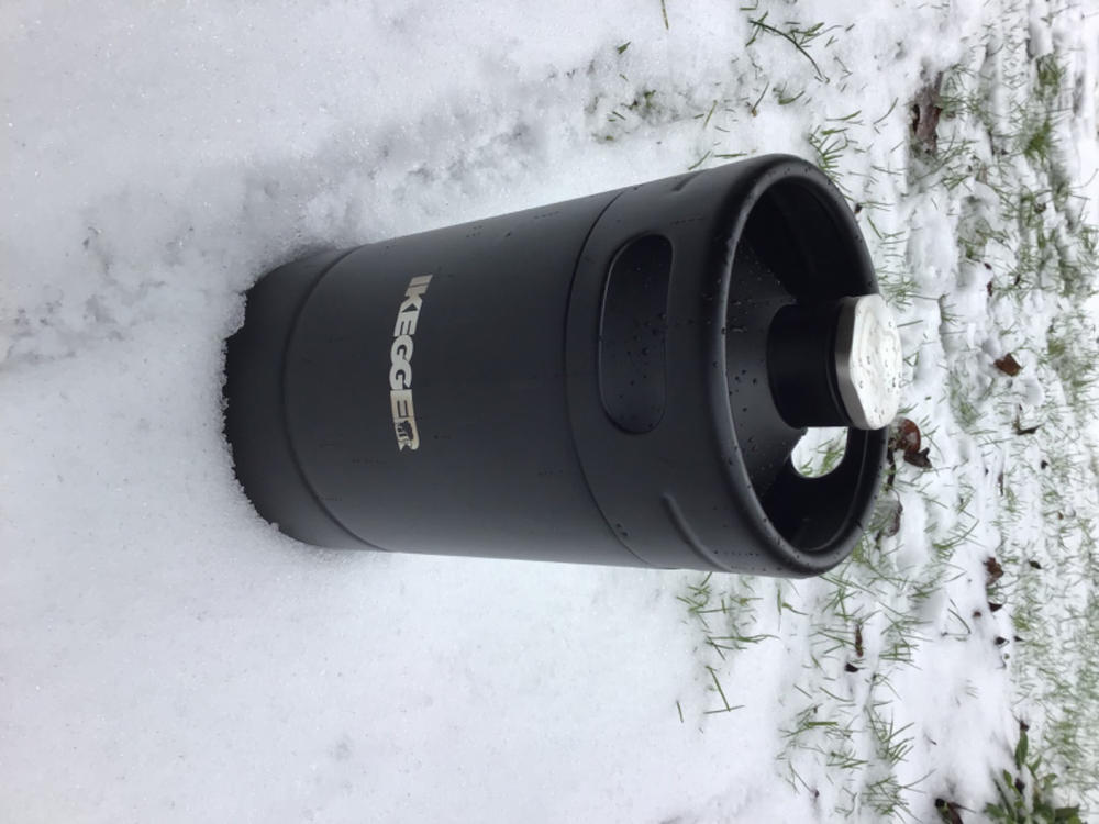 2L Insulated Mini Keg | Premium Black Edition - Customer Photo From Alexander D.