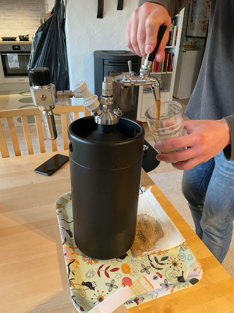 Insulated Mini Kegs | Complete Package | Premium Black Edition - Customer Photo From Anders Lagerqvist