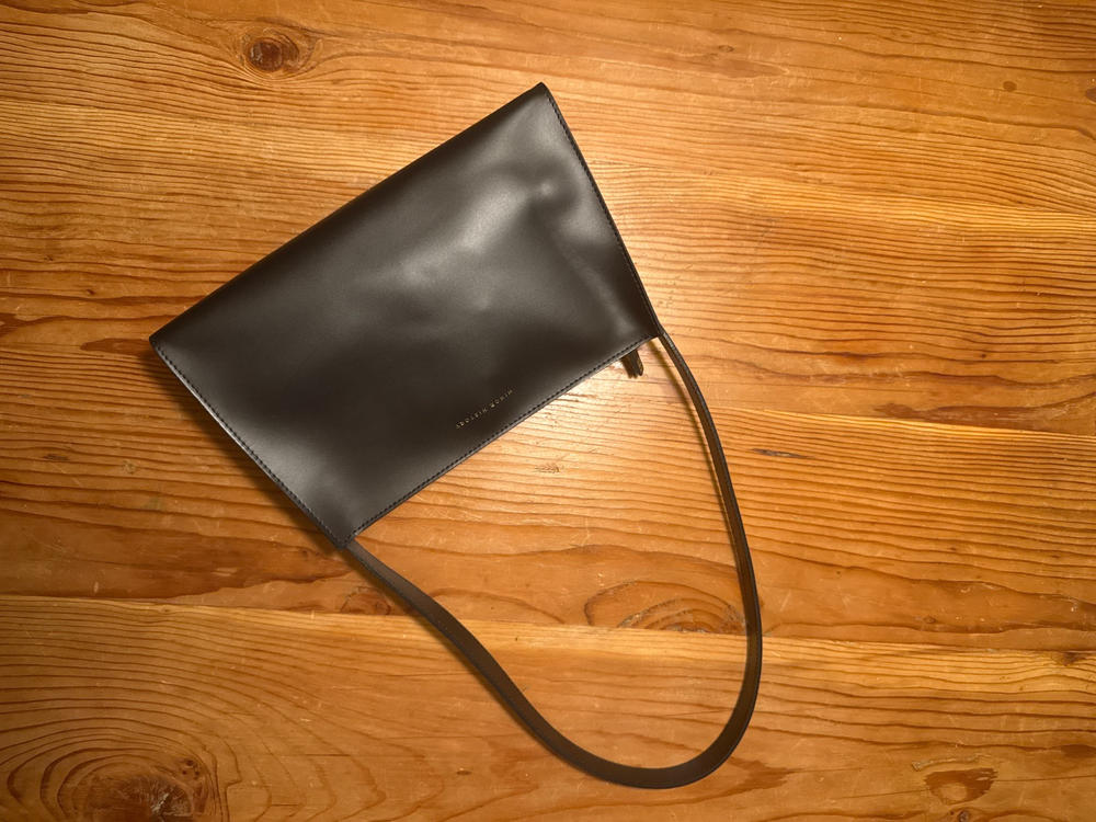 The Line Shoulder Bag - Customer Photo From Andrea Stevenson