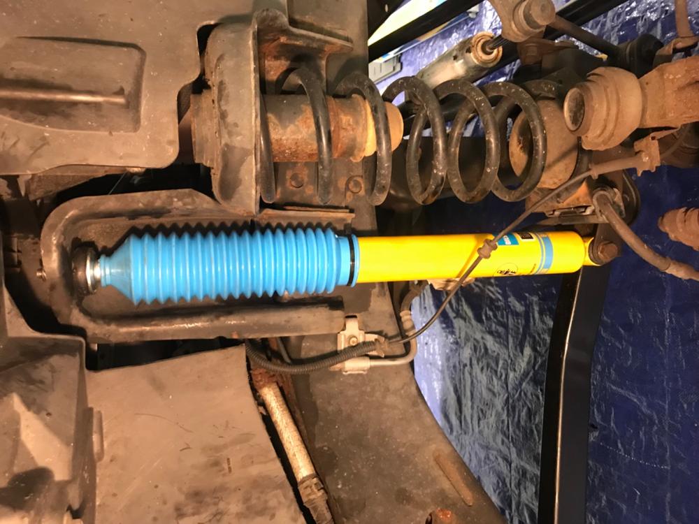 Bilstein 4600 Monotube OEM Shocks Set for 2007-2018 Jeep Wrangler JK 4WD - Customer Photo From Emil Stoessel