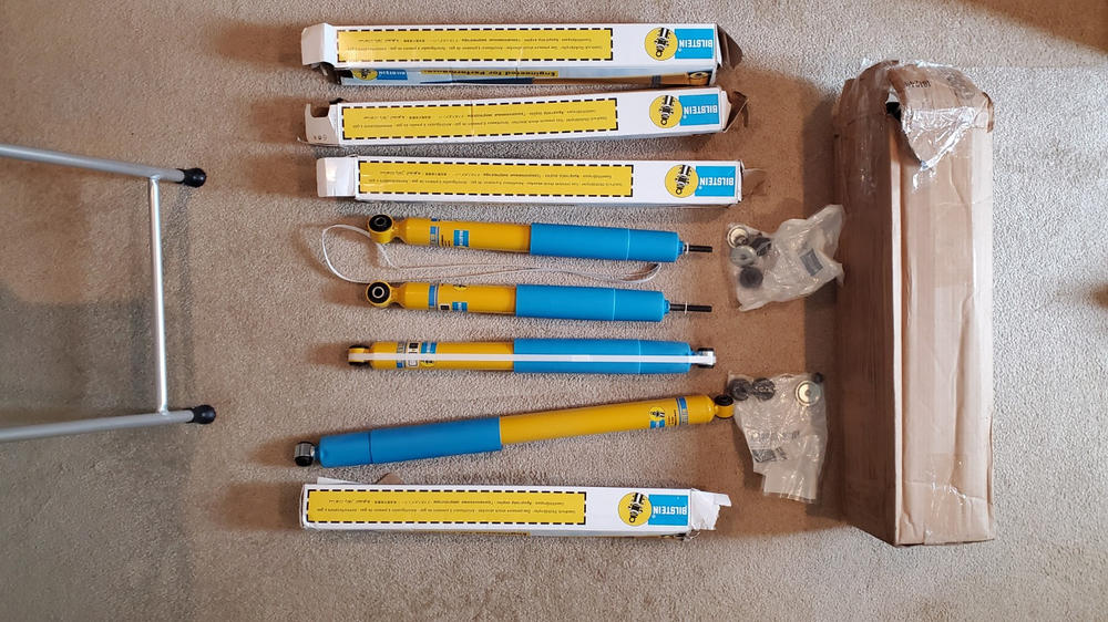 Bilstein 4600 Monotube OEM Shocks Set for 2005-2016 Ford F250 Super Duty 4WD - Customer Photo From David Lozada