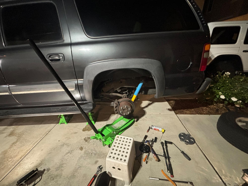 Bilstein 4600 Monotube OEM Shocks Set for 2000-2006 Chevrolet Suburban 1500 4WD AWD RWD - Customer Photo From Tristan Edward Mebana