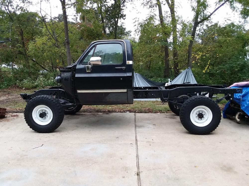 KYB Gas-A-Just Monotube Shocks Set for 1977-1986 Chevrolet K30 4WD - Customer Photo From Kevin Walck 