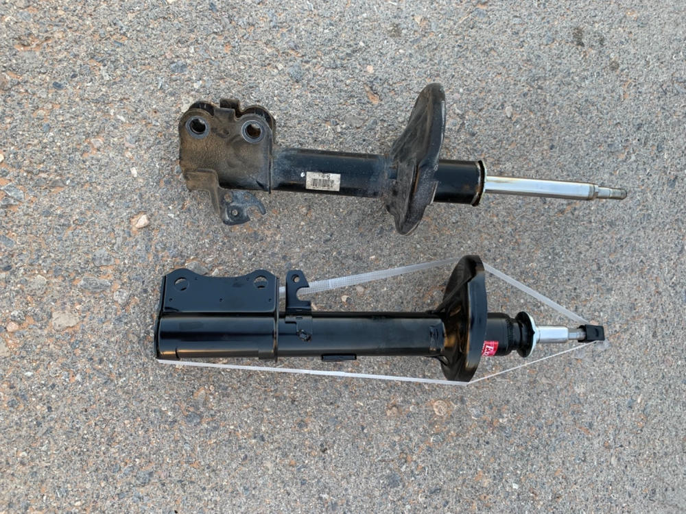 KYB Excel-G OEM Strut Set for 1995-1999 Toyota Celica FWD - Customer Photo From Cinjin Ponto-Freeman