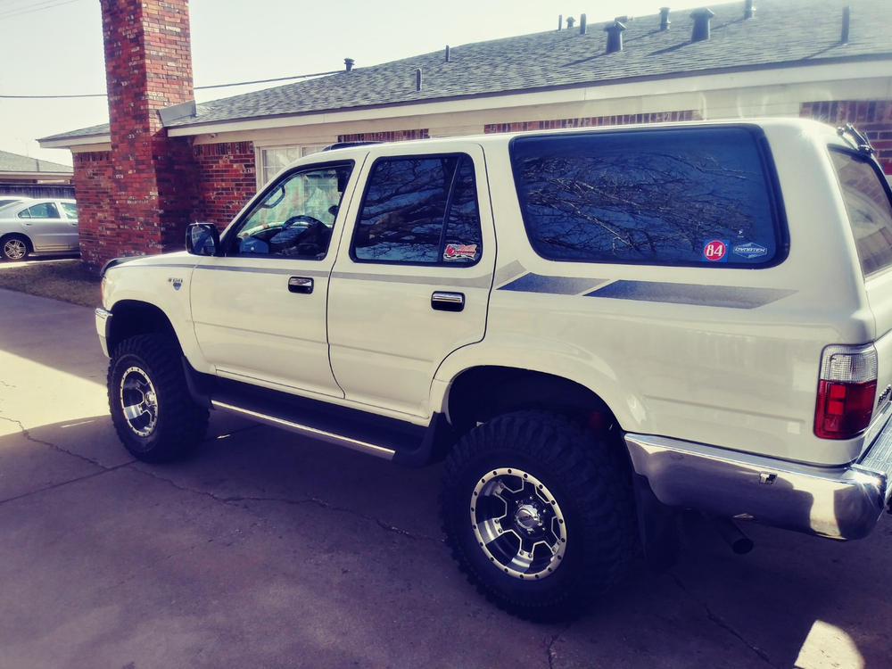 Skyjacker N8000 Nitrogen Gas Shocks Set for 1990-1995 Toyota 4Runner 4WD RWD - Customer Photo From David Bradway