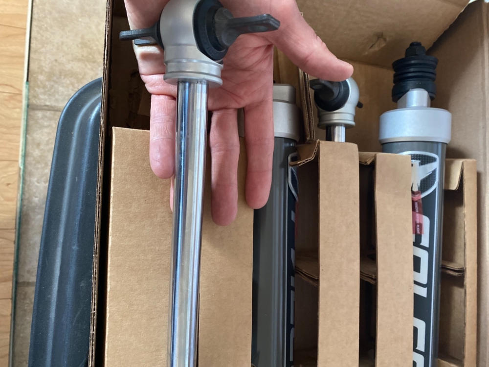 Teraflex Falcon 2.1 Monotube Shocks Set for 2007-2018 Jeep Wrangler JK 4WD w/2.5-3.5" lift 4DR - Customer Photo From Ian Yurk