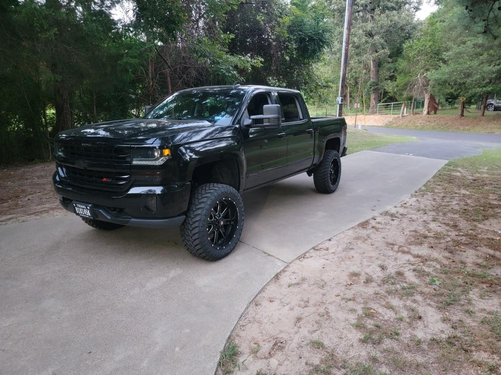 Bilstein 4600 Monotube OEM Strut Front Pair for 2014-2018 Chevrolet Silverado 1500 4WD RWD - Customer Photo From Matthew Harris