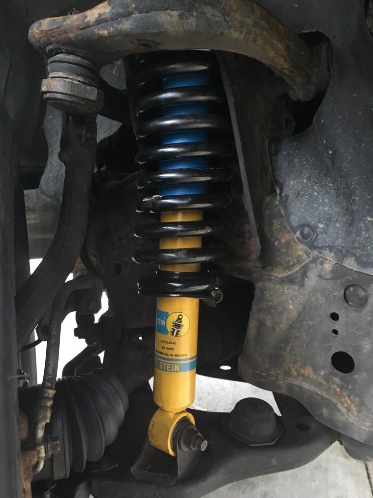 Bilstein 4600 Monotube OEM Shocks Set for 1995-2004 Toyota Tacoma 4WD - Customer Photo From Jeff Carballada