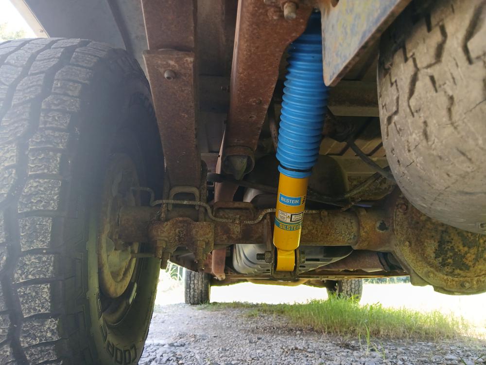 Bilstein 4600 Monotube OEM Shocks Set for 1988-1999 GMC C1500 RWD - Customer Photo From Jean-Luke Guillory