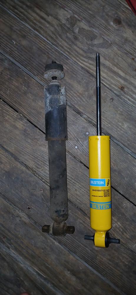 Bilstein 4600 Monotube OEM Shocks Set for 1988-1999 GMC C1500 RWD - Customer Photo From Jean-Luke Guillory