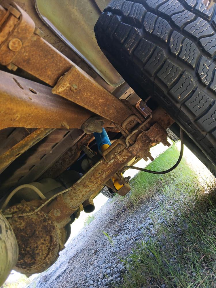 Bilstein 4600 Monotube OEM Shocks Set for 1988-1999 GMC C1500 RWD - Customer Photo From Jean-Luke Guillory