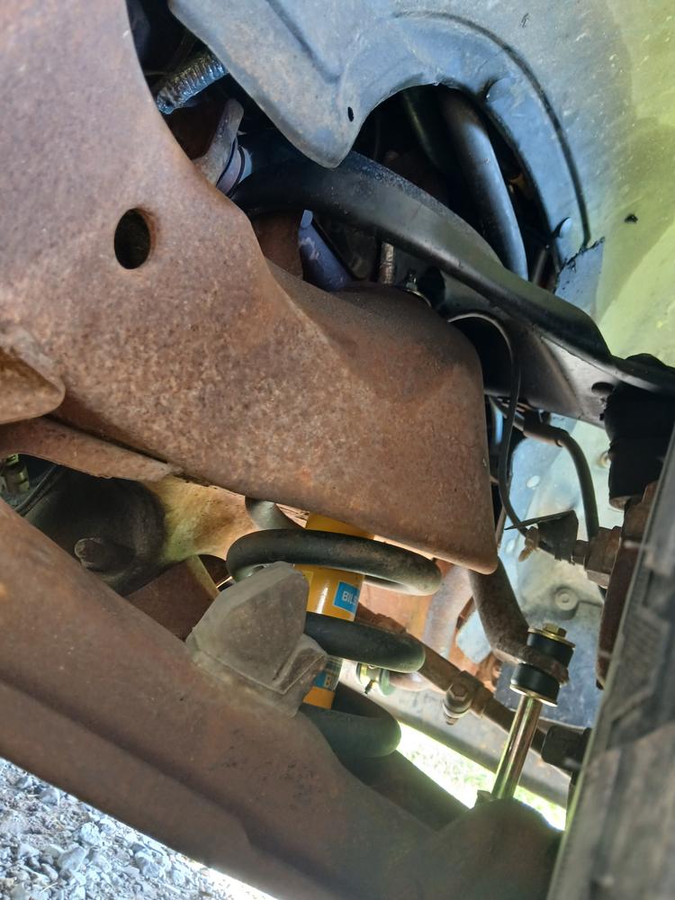 Bilstein 4600 Monotube OEM Shocks Set for 1988-1999 GMC C1500 RWD - Customer Photo From Jean-Luke Guillory
