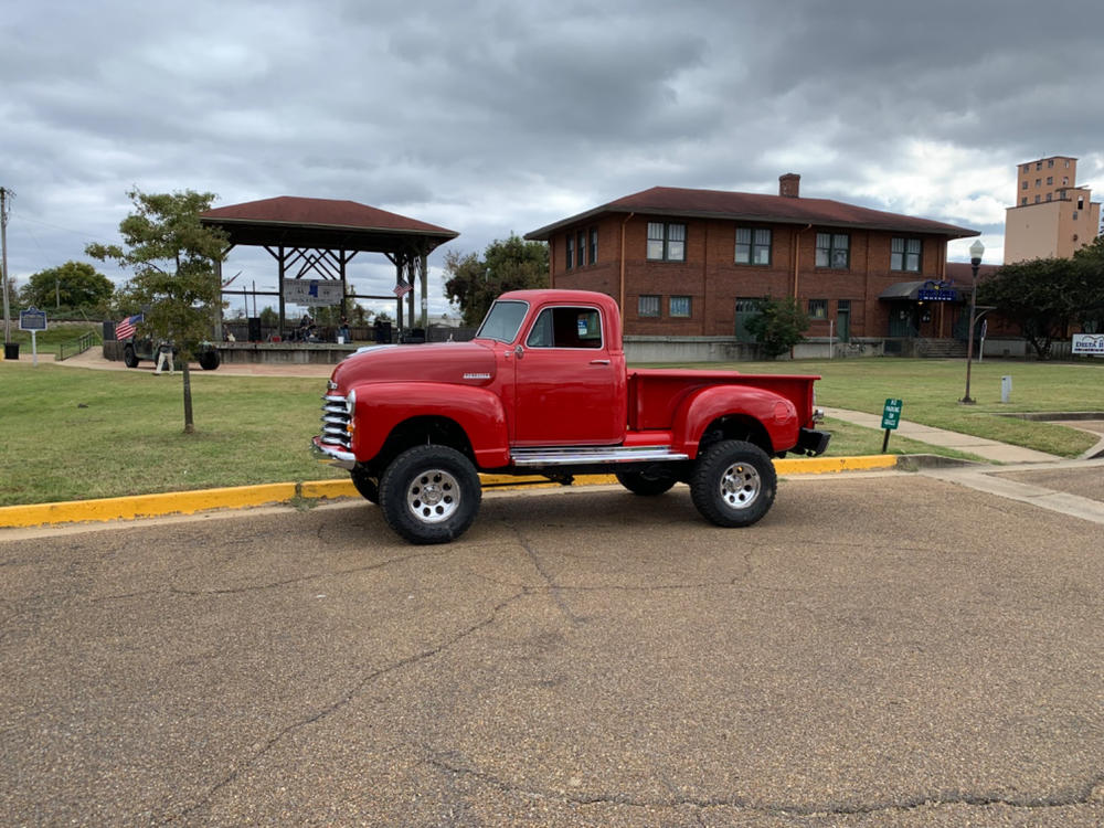 Skyjacker N8000 Nitrogen Gas Shocks Set for 2000-2006 Chevrolet Tahoe 4WD w/5-6" lift - Customer Photo From Patrick Kelley