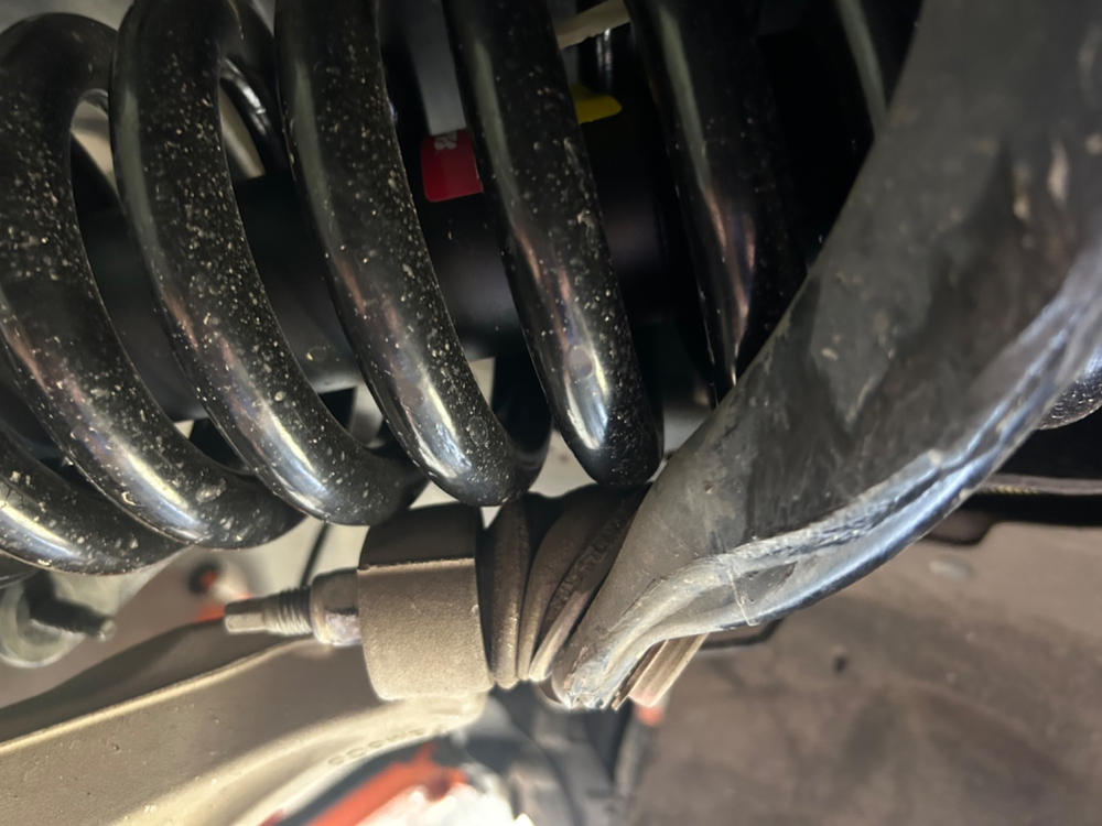 KYB Strut Plus Shocks & Spring Assembly Set for 2014-2023 Ford Expedition RWD - Customer Photo From James LaCasse