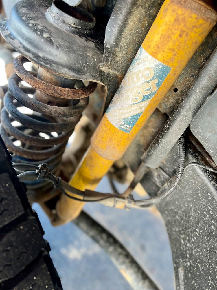 Old Man Emu 2.5 Inch Suspension Lift Kit for 2007-2018 Jeep Wrangler JK w/2-2.5" lift - Customer Photo From huck1968