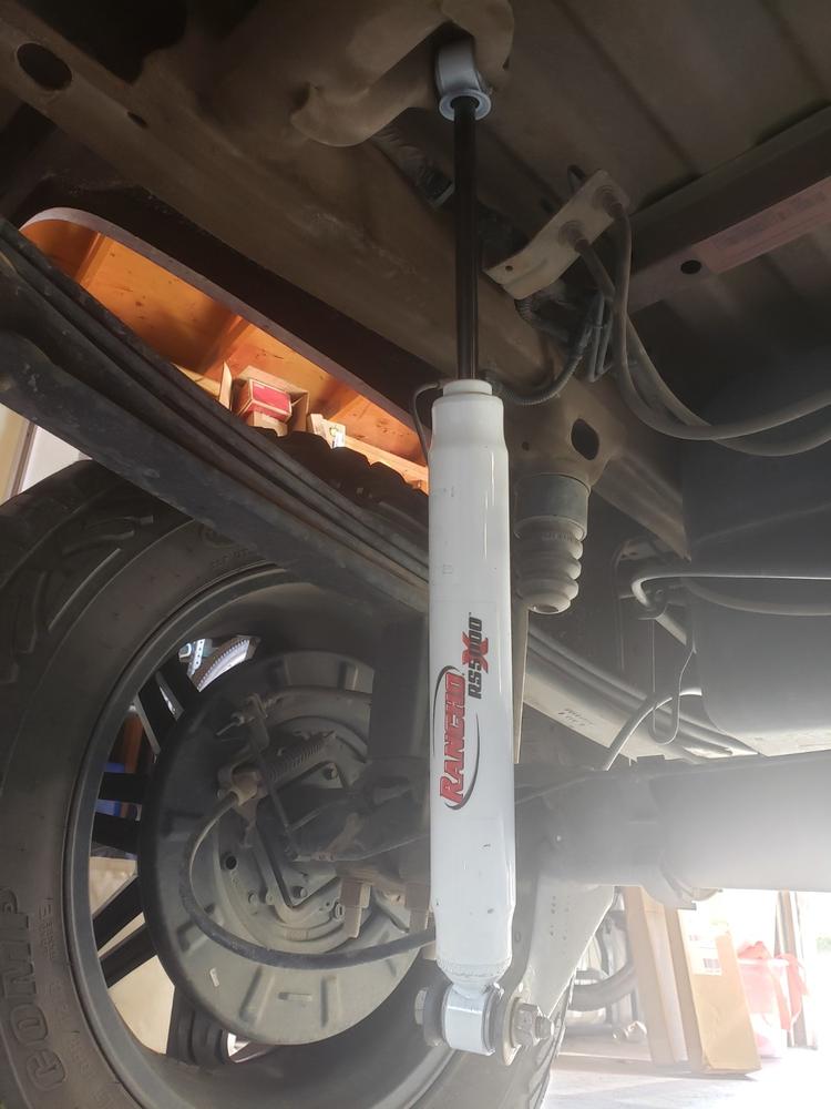 Rancho RS5000X Gas Strut & Shocks Set for 2014-2018 Chevrolet Silverado 1500 4WD RWD - Customer Photo From Gregory Ferguson