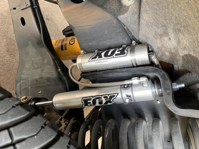 Fox 2.0 Performance Series Shocks w/ Reservoir Set for 2005-2016 Ford F250 Super Duty 4WD - Customer Photo From Jeffrey Grzanich