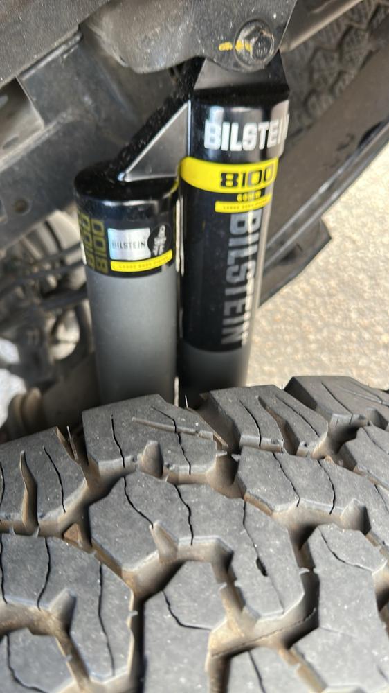 Bilstein 8112 & 8100 Shocks Set for 2015-2026 Ford F150 4WD (2.5" Lift Kit) - Customer Photo From Anon