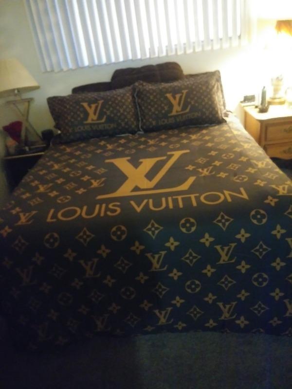 Louis Vuitton Colorful Monogram Comforter Bedding Set
