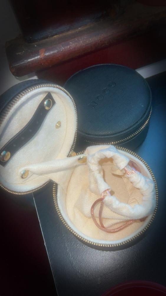 Jewelry Travel Case | Round - Customer Photo From Krysta S.