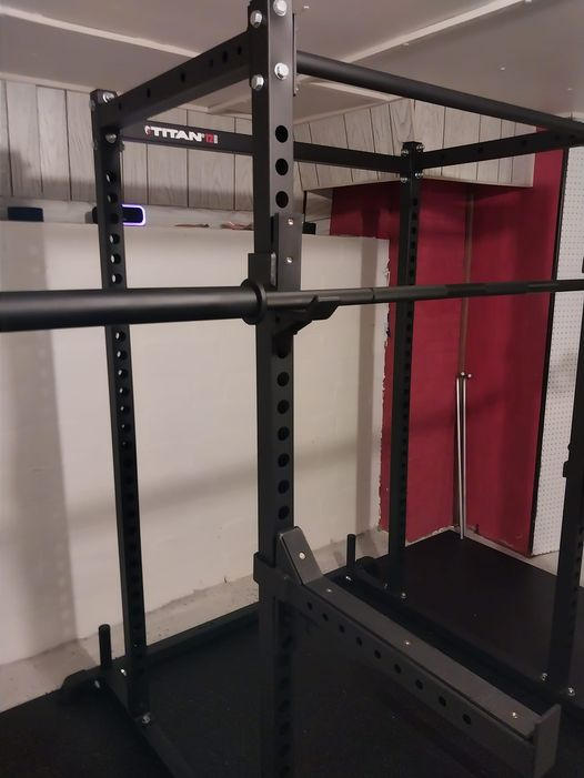 Onyx Powerlifting Cerakote Bar - Customer Photo From Russell Snell