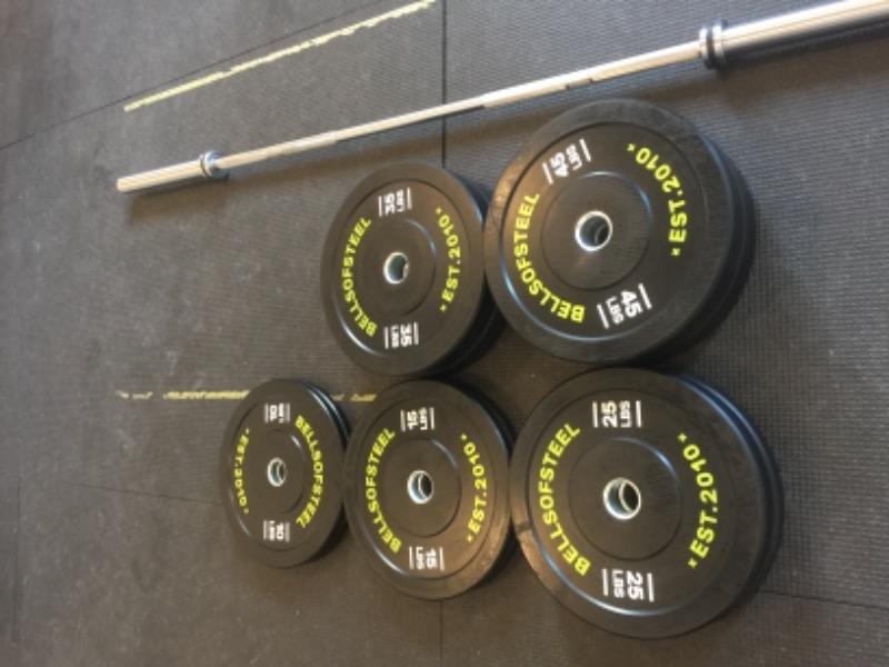 Barbell  and Bumper Plate Package - Customer Photo From sylvain l.