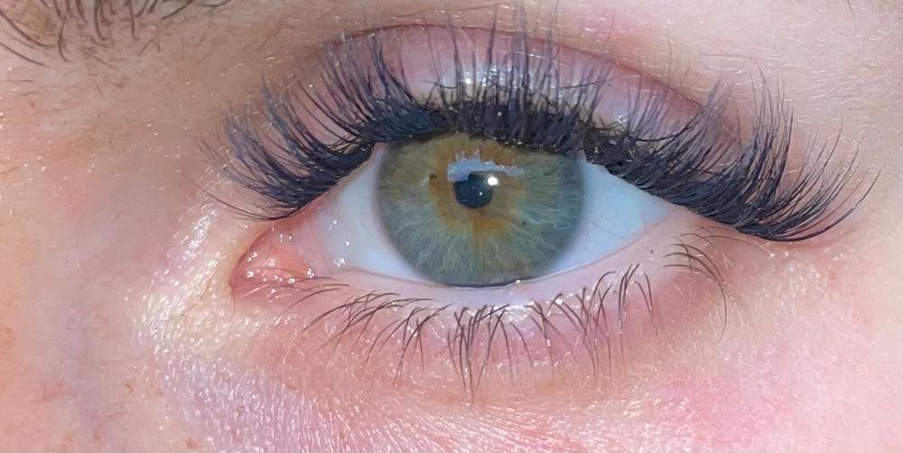 UnBEARlievable cluster lashes - Customer Photo From Amie