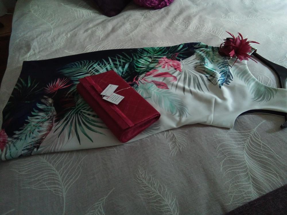 Small Burgundy Fascinator Clip with Feathers & Loops - Customer Photo From Pamela Jordan